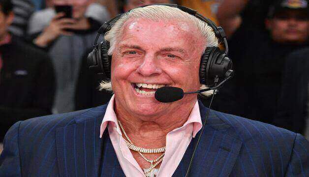 Ric Flair gives reply after X-rated photo sees trending WWE legend on Twitter