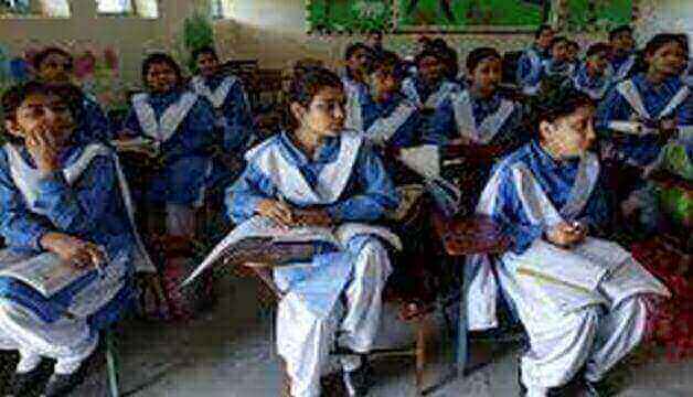 Girls' Schools In Pakistan Drop Dramatically, Says Report