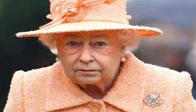 Queen Elizabeth Fears Falling If She Takes It Easy, Says Report