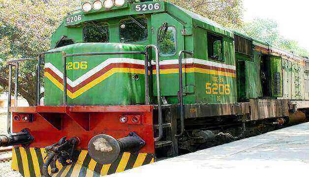Pakistan Railways Offers Huge Discounts On Eid Holidays 2022