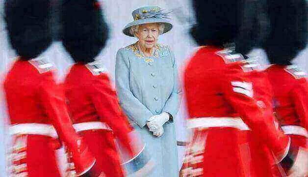 Queen Elizabeth is gradually delegating royal duties on health issues