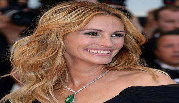 Who is Julia Roberts? Biography