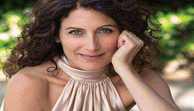 Who is Lisa Edelstein? Biography