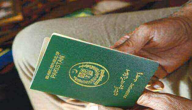 500 Former Govt Officials With Sensitive Information Renounce Pakistani Citizenship