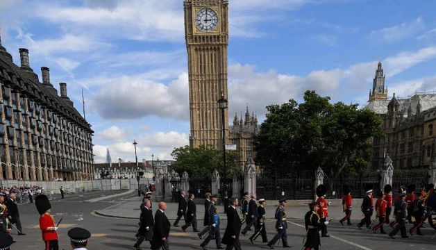 Protests Mark Australian Day Of Mourning For Queen Elizabeth