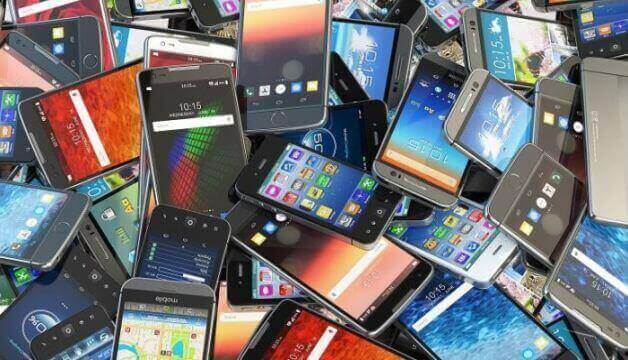 Short-Sighted Government Policies Hamper Mobile Phone Exports