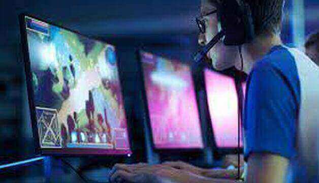 You Can Earn Upto $20,000 Per Month in UAE As A Gamer