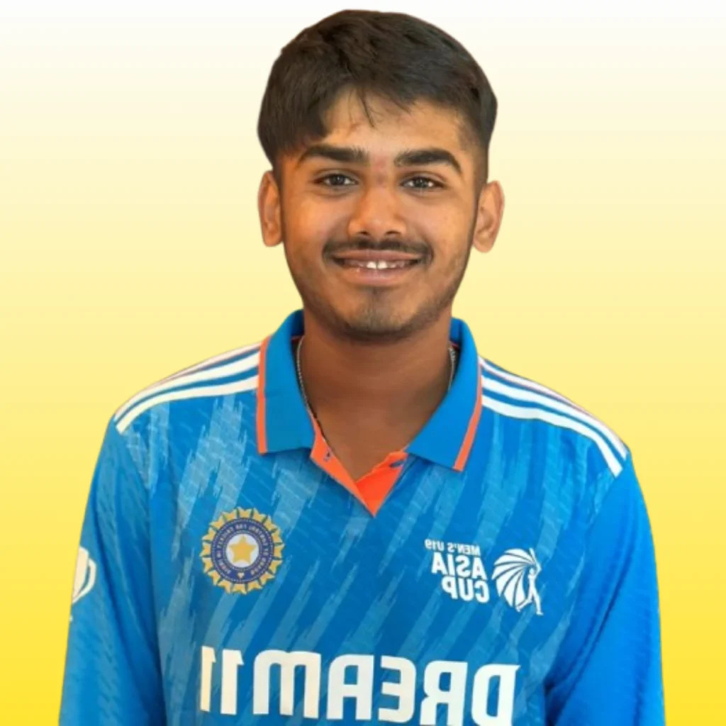 Ayush Mhatre height