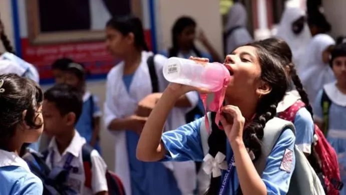 Govt Issued Heatwave Advisory for Punjab Schools