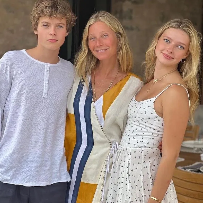 Ms. Paltrow with her two children