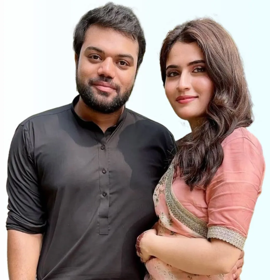 Ducky Bhai with his wife